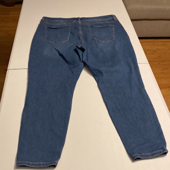 AVA & VIV 20w - Picture 3 of 3